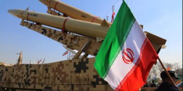 Ракеты пролетят через территорию РФ: что не так с угрозой Ирана Украине