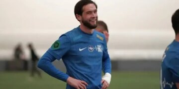 Суд скасував домашній арешт футболісту Колеснику за бійку з працівником ТЦК