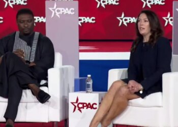 Кровь на алтаре: экс-советница Трампа шокировала подробностями расследования о казнях пасторов в Украине. ВИДЕО