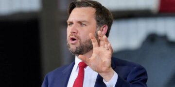 Охотник за призраками в Белом доме: Джей Ди Вэнс шокировал признанием о «демонической» природе НЛО