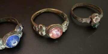 Врятовані скарби: Київські митники зупинили контрабанду історії