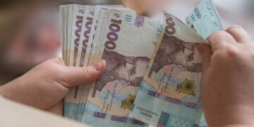 Зарплаты подскочат до 80 тысяч: украинцам наобещали золотые горы