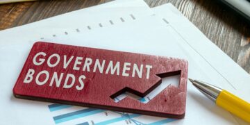 Инвестиции украинцев в ОВГЗ за год выросли на более чем 50% и превысили ₴121 млрд.