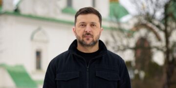 Зеленский о визите венгерской “делегации”: неизвестно, что они здесь делают