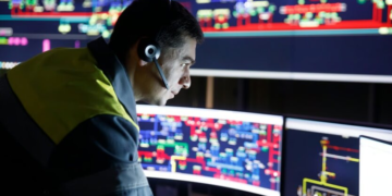 Без холодильников и туалетов в +35: украинцев призвали готовиться к летнему кошмару