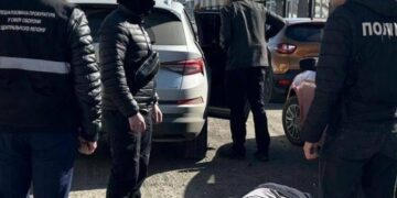 Подорож вартістю $9 тисяч: на Київщині викрили “підпільного перевізника” військових