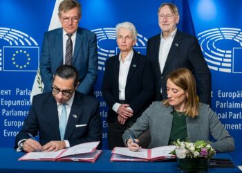 В ЕС не исключили возврат к плану предоставления Украине кредита с использованием российских активов, если Венгрия не разблокирует решение.