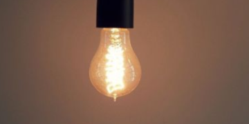 Порятунок енергетики Київщини: у деяких будинках не вимикатимуть світло