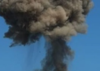 На Київщині і в передмісті Києва пролунала серія вибухів: що відбувається