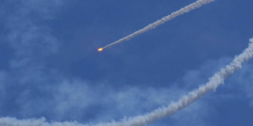 Ворог продовжує атаку: Київ і область у зоні підвищеної небезпеки