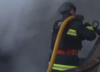 Сильне задимлення над Київщиною: де впали російські БпЛА й ракети – ВІДЕО