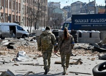 Украина получила от МВФ первый транш на $1,5 млрд по новой программе EFF.