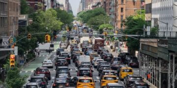 Экономика превыше всего: почему внешнеполитические авантюры Трампа не работают