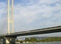 Водіям приготуватись: у Києві обмежать рух одним із мостів