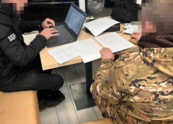 В Днепропетровской области за деньги вывозили военнослужащих из части