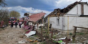 Наслідки масованої атаки рф на Київщину та Житомирщину – двоє загиблих та 15 постраждалих