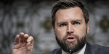 Джей Ди Вэнс срочно летит к Орбану: СМИ – о нетрадиционной роли вице-президента США