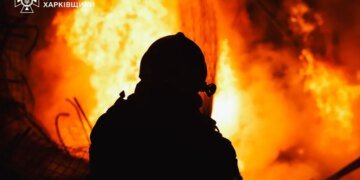 Дрон нанес удар по центру Чугуева: часть города осталась без света