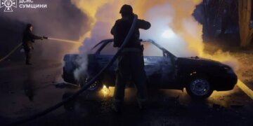 В Сумской области после атаки дронов загорелось пятиэтажное здание, двое пострадавших. ФОТО