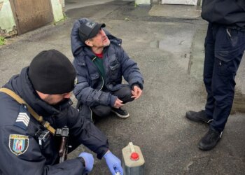 Намагався підпалити автомобіль нардепа Ігоря Гузя – у Києві затримали жителя Луганщини