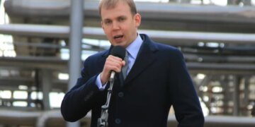 Свои грызут своих: в Москве начали публичную травлю «кошелька Януковича». ВИДЕО