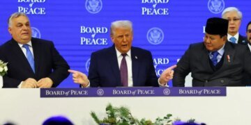 Конец «нелиберальной сказки»: поражение Орбана выбило стул из-под Трампа и MAGA