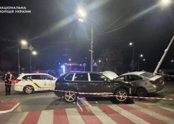 Водій Porsche напідпитку влаштував потрійну ДТП у Києві, є постраждалі – поліція