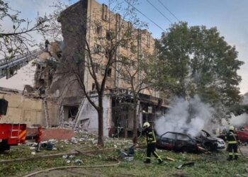 Взрывы в Черкассах: дроны упали в нескольких местах, есть пострадавшие