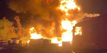 У Києві через російський обстріл загинули 5 людей, серед них дитина, постраждала 21 особа