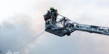 4 людей стали жертвами нічної атаки рф на Київ, 48 постраждали – поліція