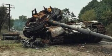 За сутки Россия потеряла два танка и более тысячи солдат