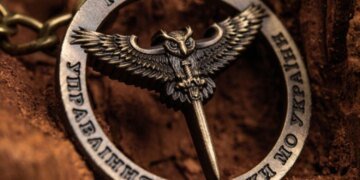 У ГУР показали ураження великих десантних кораблів і РЛС окупантів у Криму