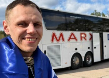 Майже рік невідомості: у Нацполіції показали яскраві кадри після звільнення з полону бійця штурмового полку "Сафарі"