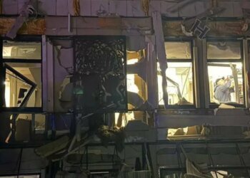 Массированный обстрел Одессы: среди раненых есть дети, разрушенные дома и разгромленный отель. ФОТО