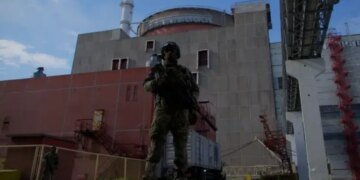 Возле Запорожской АЭС дрон попал в объект: погиб человек — МАГАТЭ