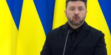 Удар по соучастникам: Зеленский подписал мощные санкции против белорусских пособников Кремля