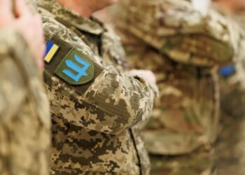 Чи варто знижувати мобілізаційний вік та закривати кордон для молоді – думка військового  експерта