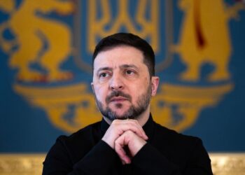 Нет глубокого понимания. Зеленский ответил на слова Вэнса о “торгах за территории”