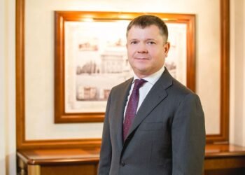 Суд разрешил заочное расследование в отношении Жеваго по делу банка “Финансы и кредит”