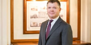 Суд разрешил заочное расследование в отношении Жеваго по делу банка “Финансы и кредит”