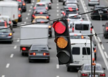 У Києві вирішили “пригальмувати” водіїв: що зміниться на дорогах