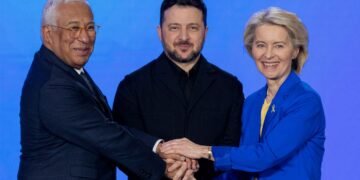 ЕС окончательно одобрил 90 млрд евро для Украины и новый пакет санкций против РФ