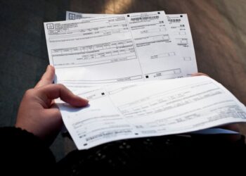 Долги-пустышки: эксперт призвал проверить счета за электроэнергию