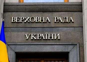 Дацюк: Политический процесс в Украине настолько ушел в тень, что его невозможно отследить