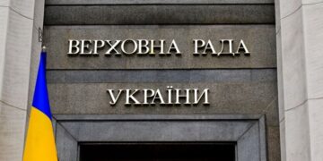 Дацюк: Политический процесс в Украине настолько ушел в тень, что его невозможно отследить