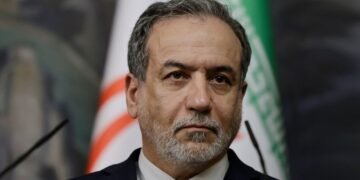 Глава МИД Ирана прилетел в Кремль для переговоров с Путиным, – СМИ