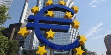 Застрявшие 90 миллиардов от ЕС: Украина быстро не увидит денег и не из-за Мадьяра