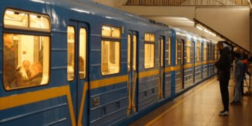 Кияни платять двічі: аналітики пояснили схему формування тарифу в метро