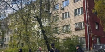 Денна атака дронами: що відомо про постраждалих у Києві