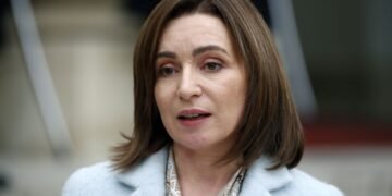 Санду прибыла в Киев по случаю годовщины Чернобыльской катастрофы